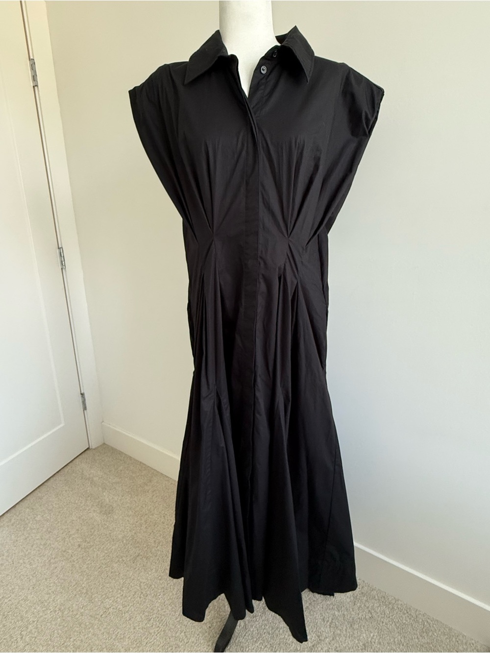 H&M Black Shirt-Collar Cap-Sleeve Maxi Dress